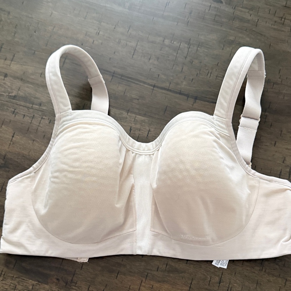 Le Mystere Soft Cream Bra